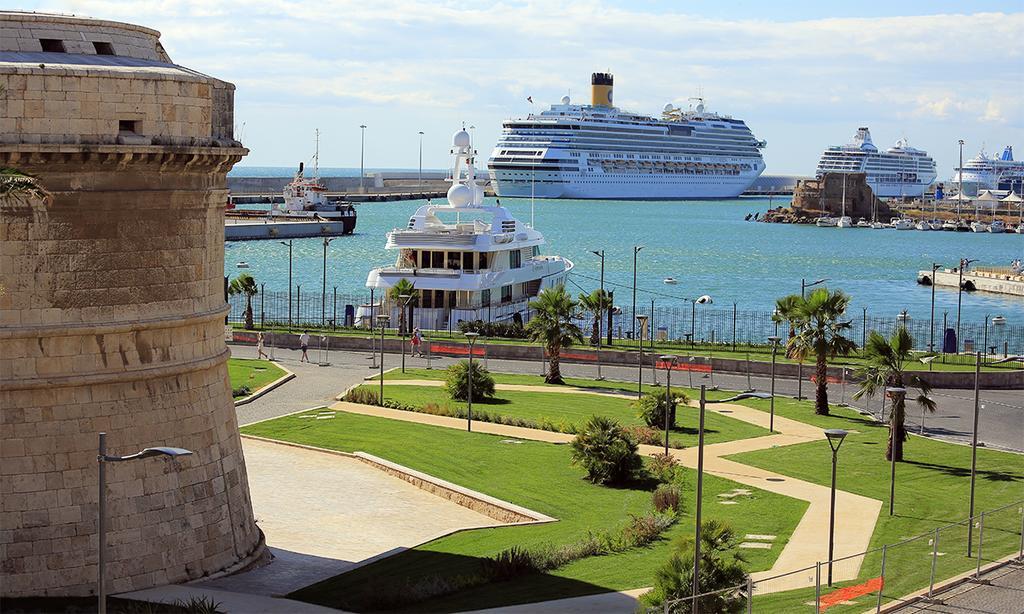 A Due Passi Dal Porto Hotel Civitavecchia Exterior foto
